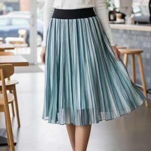 Brittany Humble Striped pleated Midi Skirt